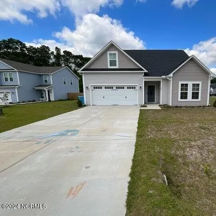 Rent this 3 bed house on 698 Feature Court in Catherine Lake, Onslow County