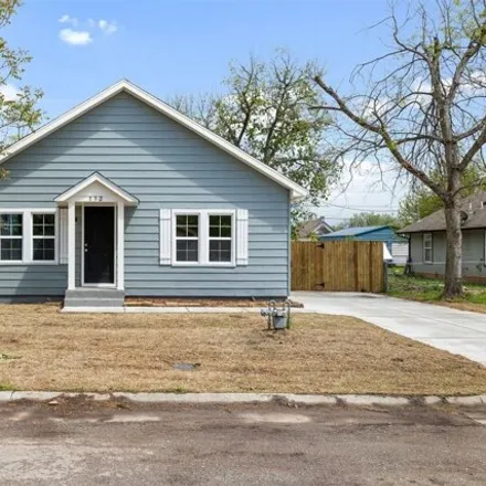 Buy this 3 bed house on 124 North Donald Avenue in El Reno, OK 73036