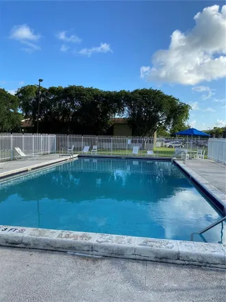 Image 3 - 22117 Southwest 103rd Court, Miami-Dade County, FL 33190, USA - Townhouse for sale
