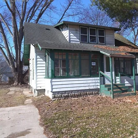 Buy this 3 bed house on 369 South Lincoln Avenue in Three Rivers, MI 49093