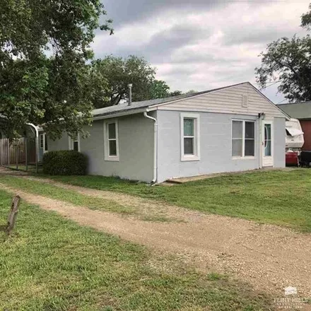 Buy this 2 bed house on 648 North Oaklawn Street in Abilene, KS 67410