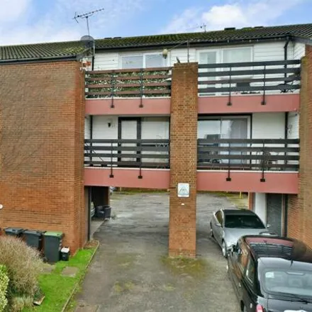 Image 2 - The Hollies, Gravesend, DA12 5EP, United Kingdom - Apartment for sale