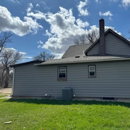 Image 3 - 300 East 9th Avenue, Webster, SD 57274, USA - House for sale