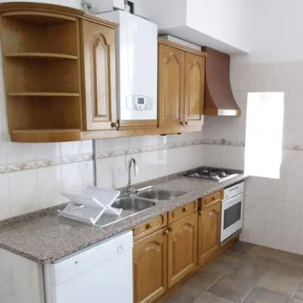 Rent this 4 bed house on Lisbon