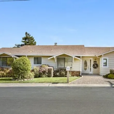 Image 1 - 3418 Plateau Drive, Belmont, CA 94002, USA - House for sale