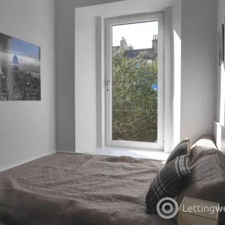 Rent this 1 bed apartment on K's Cuts in Edinburgh Terrace, Leeds