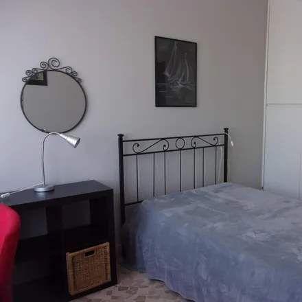 Image 2 - Viale Famagosta, 20142 Milan MI, Italy - Room for rent