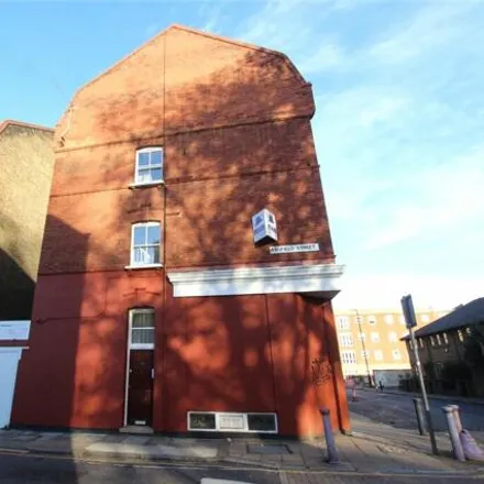 Rent this studio loft on 71 Sidney Street in St. George in the East, London