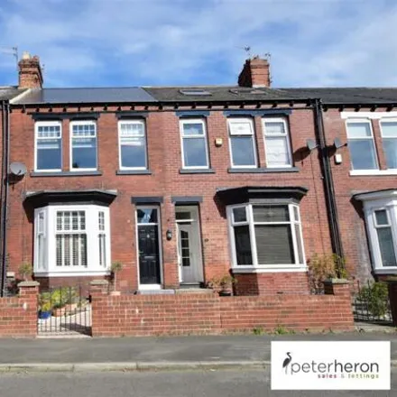 Buy this 3 bed townhouse on Sea View Gardens in Sunderland, SR6 9PN