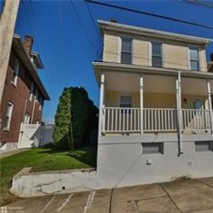 Image 1 - 513 10th Street, Newport, Northampton, PA 18067, USA - House for sale