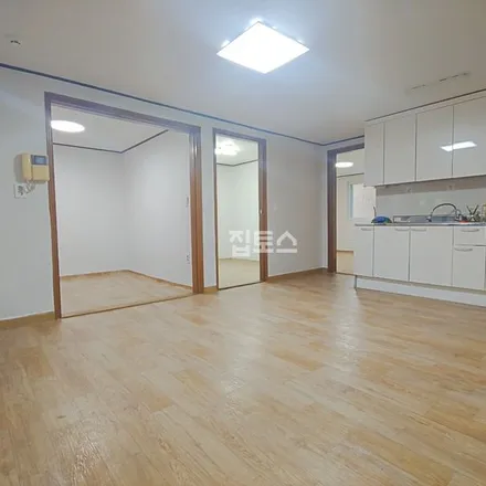 Rent this 2 bed apartment on 서울특별시 관악구 신림동 479-44