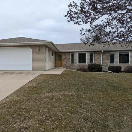 Buy this 3 bed house on 2209 14th Avenue North in Clear Lake, IA 50428