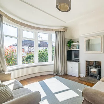 Image 4 - Allerton Grange Crescent, Leeds, LS17 6LN, United Kingdom - Duplex for sale