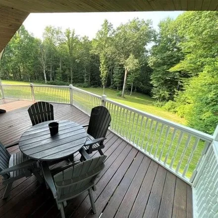 Image 7 - 18098 Thompson Ridge Road, Laurelville, Hocking County, OH 43135, USA - House for sale