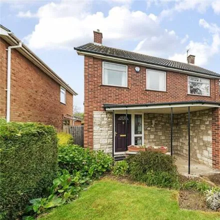 Buy this 3 bed house on 34 Caves Lane in Bedford, MK40 3DP