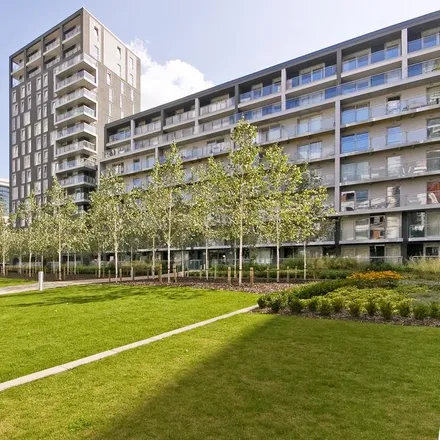 Image 6 - 35 Lincoln Plaza, Millwall, London, E14 9DR, United Kingdom - Apartment for rent