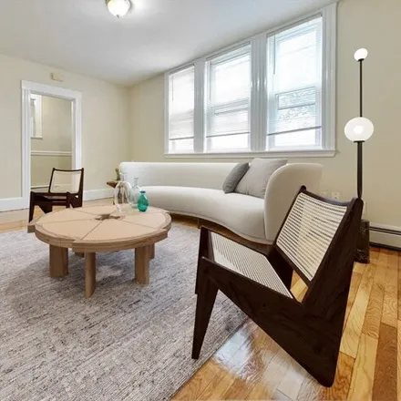 Image 2 - 122 Gladstone Street, Boston, MA 02128, USA - Apartment for rent