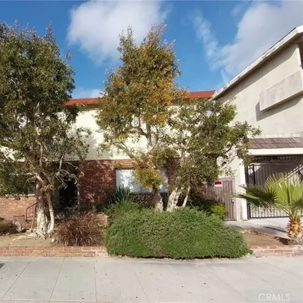 Rent this 4 bed apartment on 11563 Menlo Avenue in Hawthorne, CA 90250