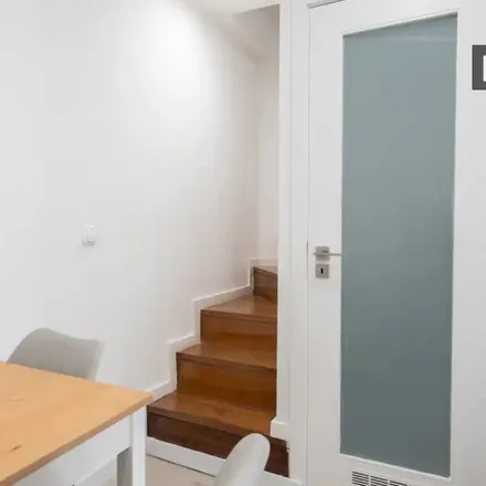 Rent this 2 bed apartment on Rua Professor Vicente José de Carvalho in 4050-366 Porto, Portugal