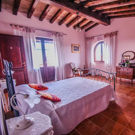 Rent this 4 bed house on Bracciano in Roma Capitale, Italy