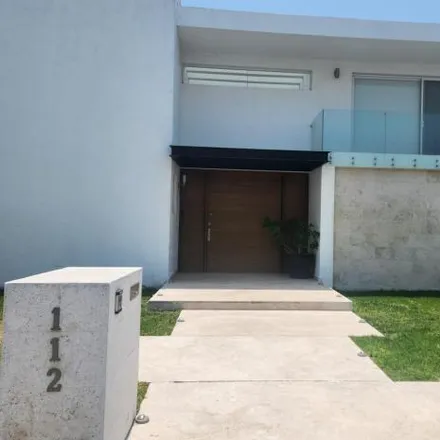 Rent this 4 bed house on Calle Campanario del Rosario in Delegación Cayetano Rubio, 76146 Querétaro