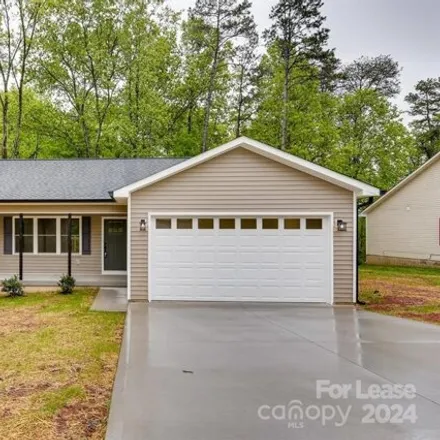 Rent this 3 bed house on 705 Berkshire Drive in Valley Stream, Statesville