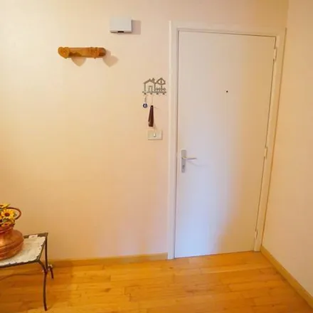 Rent this 1 bed apartment on Rue des Renards 33b in 6110 Thuin, Belgium
