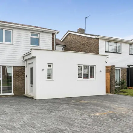 Rent this 6 bed house on Morrisons Daily in 86 Crofton Lane, London