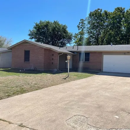 Rent this 3 bed house on 3518 Princeton Drive in Irving, TX 75062