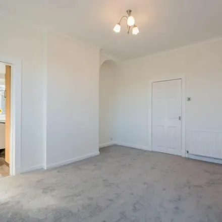 Image 4 - Invergyle Drive, South Cardonald, Glasgow, G52 2BP, United Kingdom - Apartment for rent