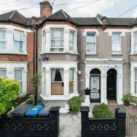 Buy this 3 bed townhouse on 31 St. Saviour's Road in London, CR0 2TR