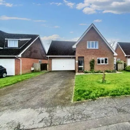 Buy this 3 bed house on Churchill Road in All Stretton, SY6 6EP
