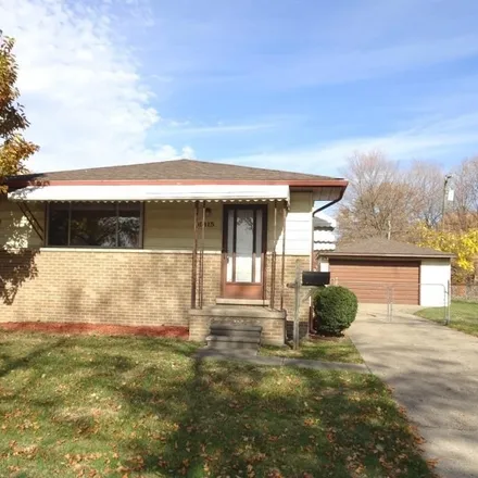 Buy this 3 bed house on 6815 Braun Street in Center Line, Macomb County