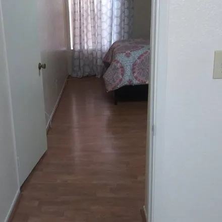 Rent this 1 bed apartment on Hawthorne
