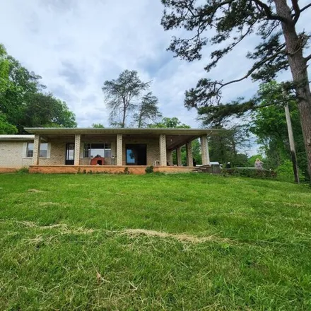 Buy this 4 bed house on 169 Brock Dr in New Tazewell, Tennessee