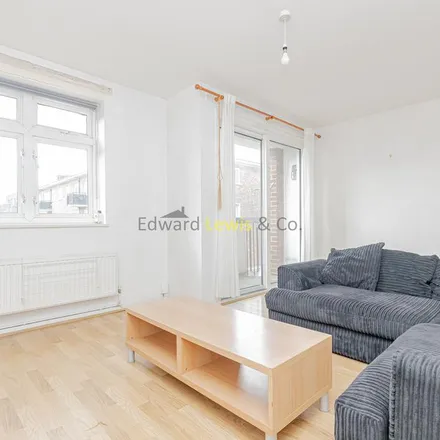 Rent this 3 bed apartment on Gainford House in Ellsworth Street, London