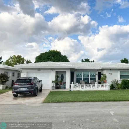Buy this 2 bed house on 6705 Northwest 70th Court in Tamarac, FL 33321