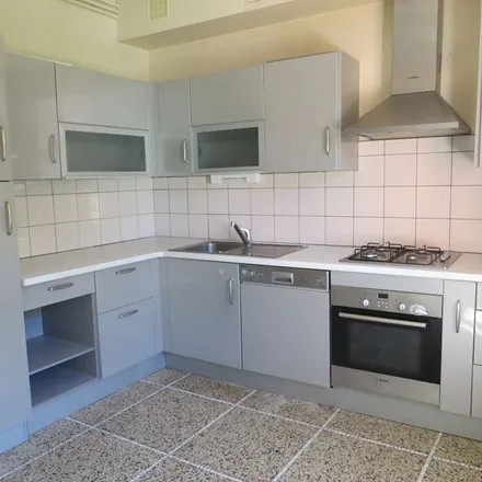 Rent this 4 bed apartment on 5 Place Charles-de-Gaulle in 63400 Chamalières, France