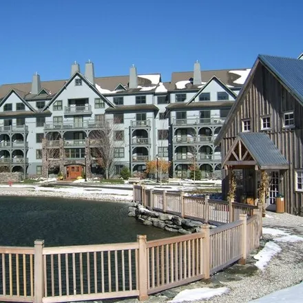 Buy this 3 bed condo on Rising Bear in Middle Ridge Road, Stratton Mountain