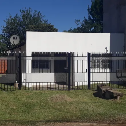 Buy this studio house on Pirámide del Pronunciamiento in San Martín, Departamento Uruguay