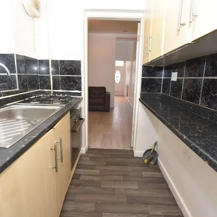 Image 5 - Yew Tree Road, Aston, B6 6RT, United Kingdom - Townhouse for rent