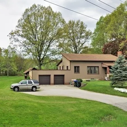 Buy this 3 bed house on 563 Portage Trail Extended West in Cuyahoga Falls, OH 44223