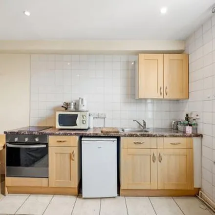 Rent this 1 bed apartment on 26 Great Western Road in London, W9 2HT
