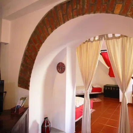 Rent this 2 bed apartment on Sintra (Santa Maria e São Miguel in São Martinho e São Pedro de Penaferrim), Sintra