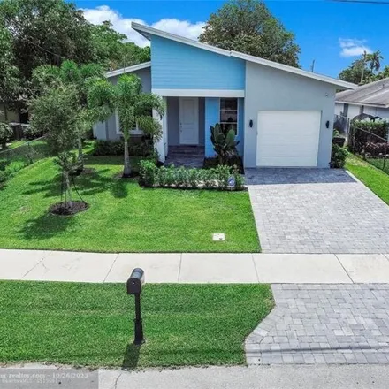 Rent this 3 bed house on 227 Southwest 6th Avenue in Delray Beach, FL 33444