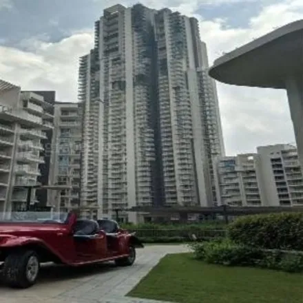 Image 1 - unnamed road, Meadow Greens, Gurugram District - 122008, Haryana, India - Apartment for sale