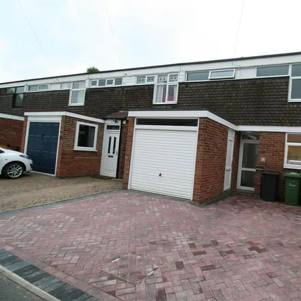 Rent this 3 bed townhouse on The Nook in Nuneaton, CV11 4LG