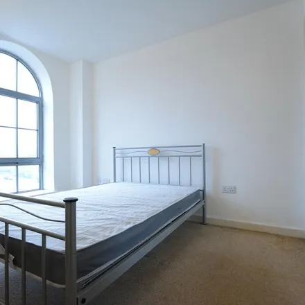 Rent this 1 bed apartment on The Barmum in Queen's Road, Nottingham