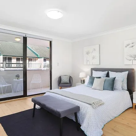 Image 4 - Hume Avenue, Castle Hill NSW 2154, Australia - Apartment for rent