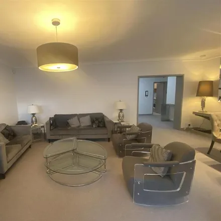 Image 4 - Raynham, Norfolk Crescent, London, W2 2PQ, United Kingdom - Apartment for rent